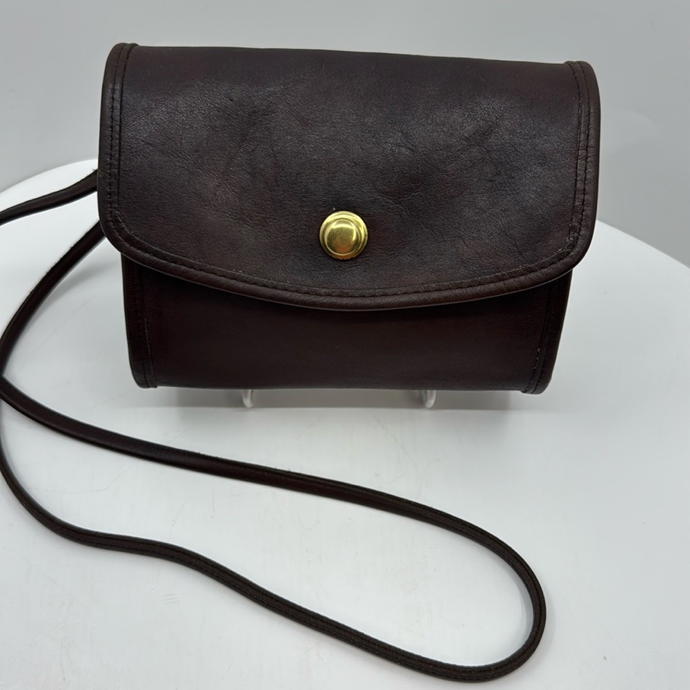 Vintage 1980's Coach Chrystie Crossbody # 9892 in Mahogany.  In great condition